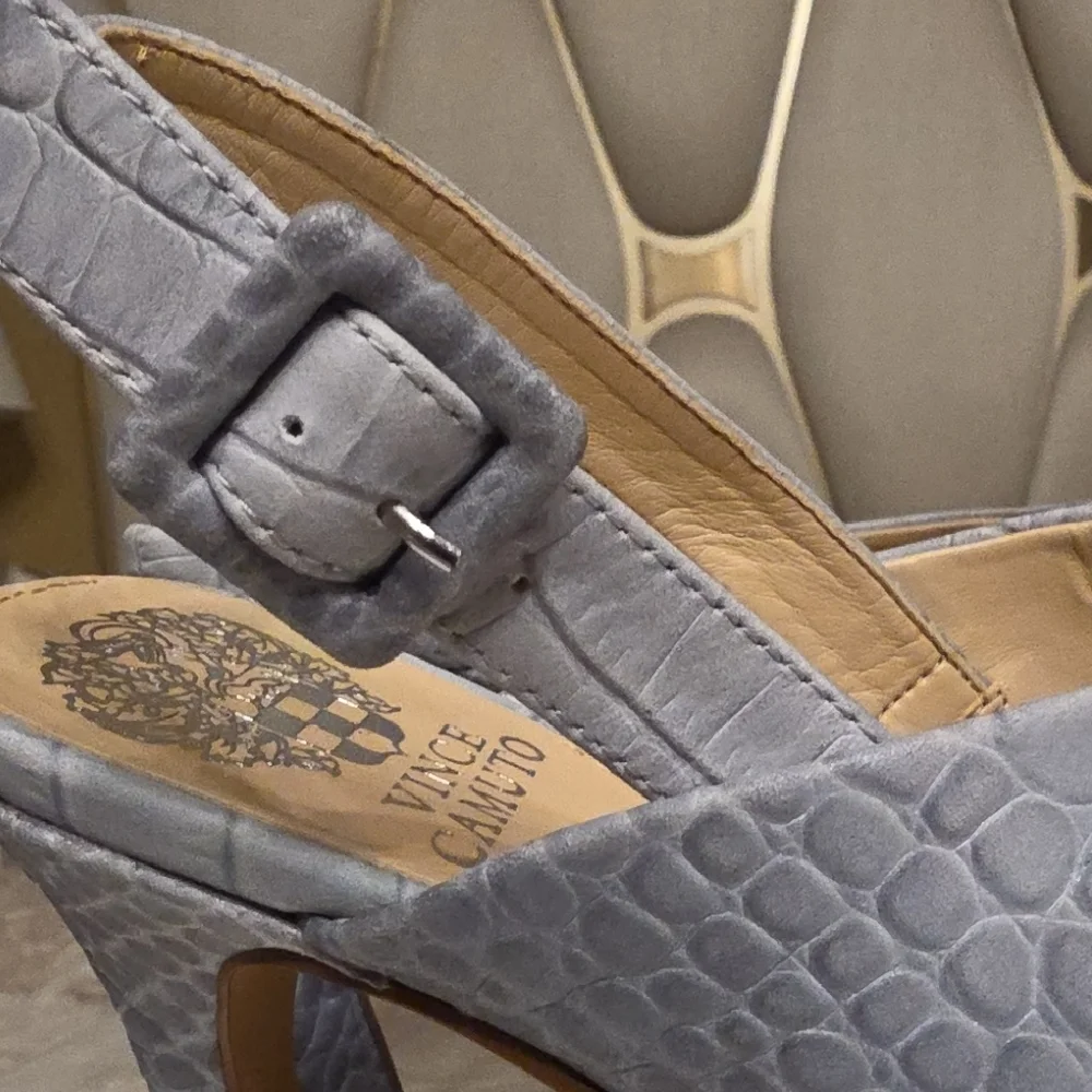 Vince Camuto Blue Leather Croc-Pattern Slingback Heels 4 Inches - Picture 10 of 14